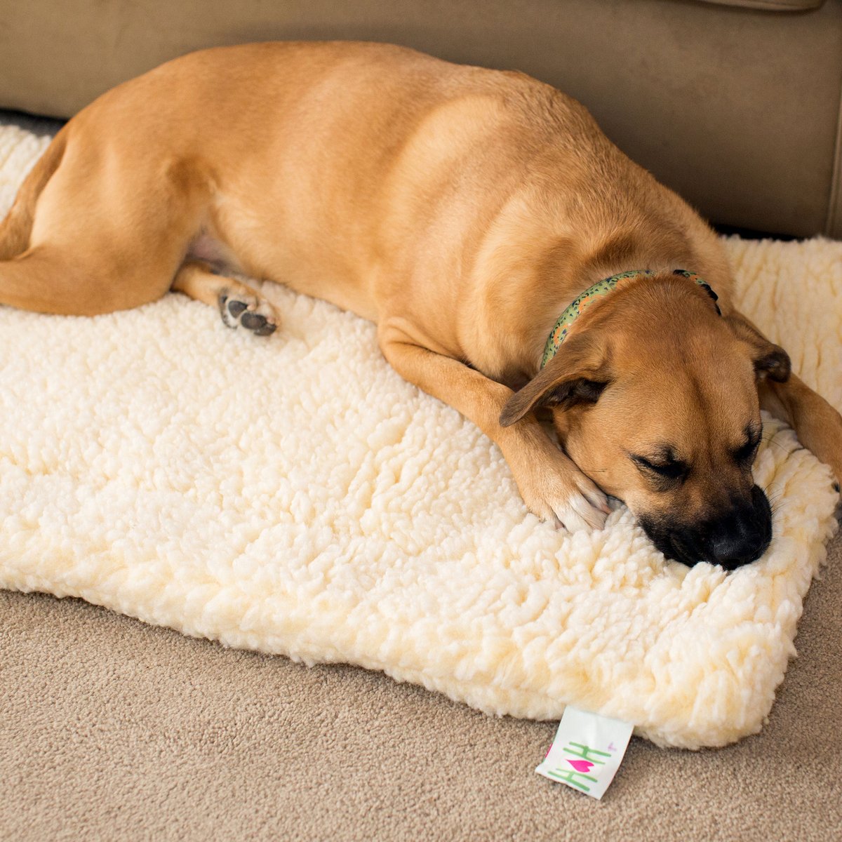 HuggleHounds HuggleFleece Mat Dog Bed, Natural
